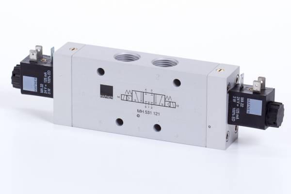 Distribuitor 5/3 electric, centru exhaustat tip MH