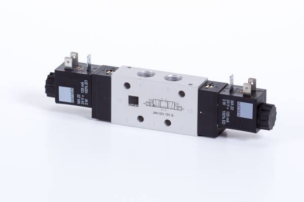 Distribuitor 5/3 electric, centru presurizat, montaj in linie - pe placa, 1/2 NPT, 1250 l/min